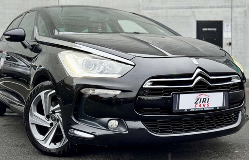Citroen DS5 DS5 e-HDi 115 EGS6 SoChic
